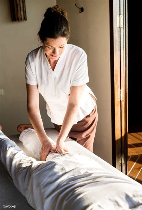 Intimate massage Escort Hammel